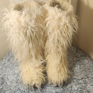 Jeffery Campbell Fluffy Cream Boots